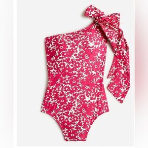 NWOT Long Torso one Shoulder Swimsuit in Blushing Meadow